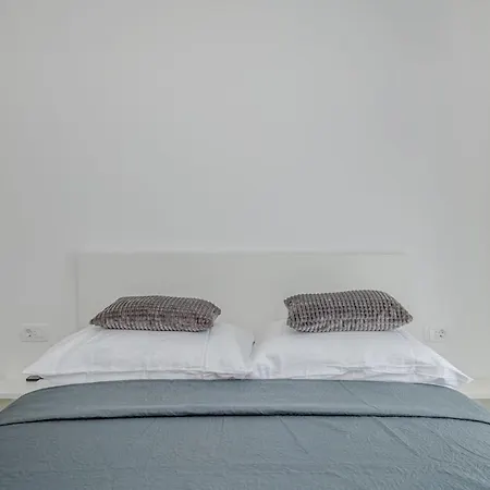 Luxury Apart, Beach, Swimming Pool, Okrug, Apartamento Trogir