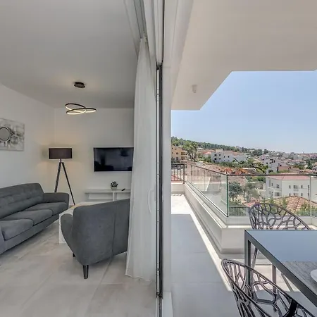 Apartamento Luxury Apart, Beach, Swimming Pool, Okrug, Trogir