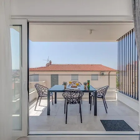 Luxury Apart, Beach, Swimming Pool, Okrug,