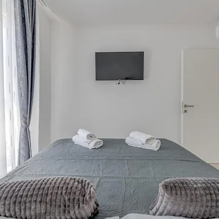 Luxury Apart, Beach, Swimming Pool, Okrug, * Trogir